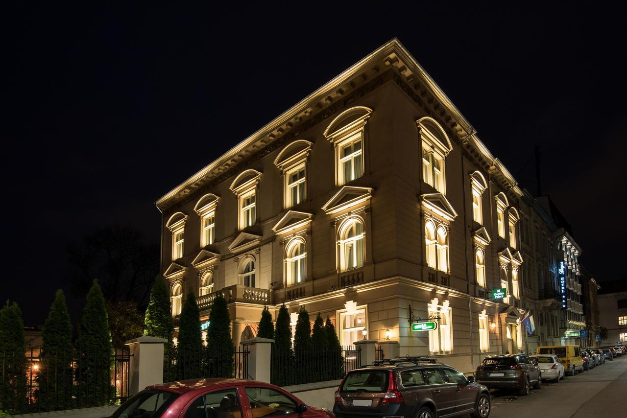 Garden Palace Красков Екстериор снимка